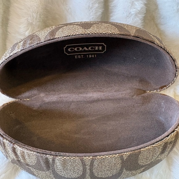 Coach Cream Sunglasses With Case - Picture 2 of 5